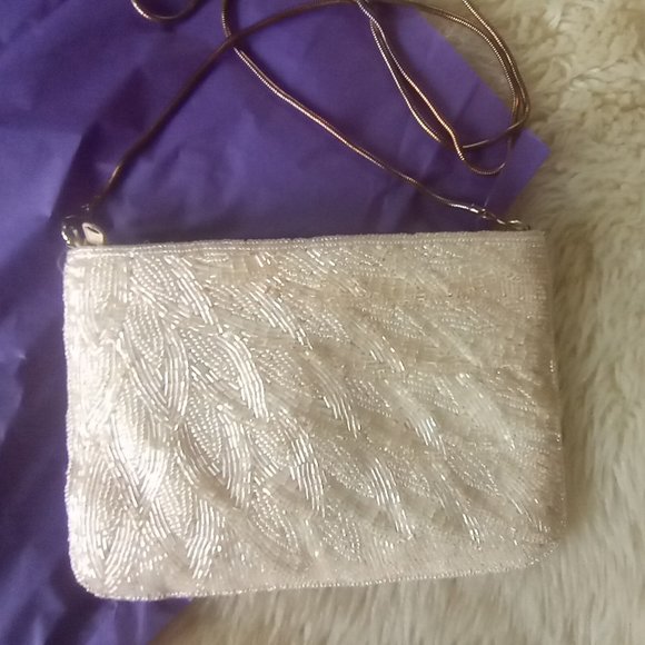 La Regale - Poshmark